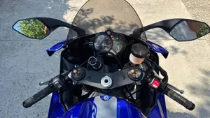 Yamaha YZF R6 (2017 - 20)  (3)