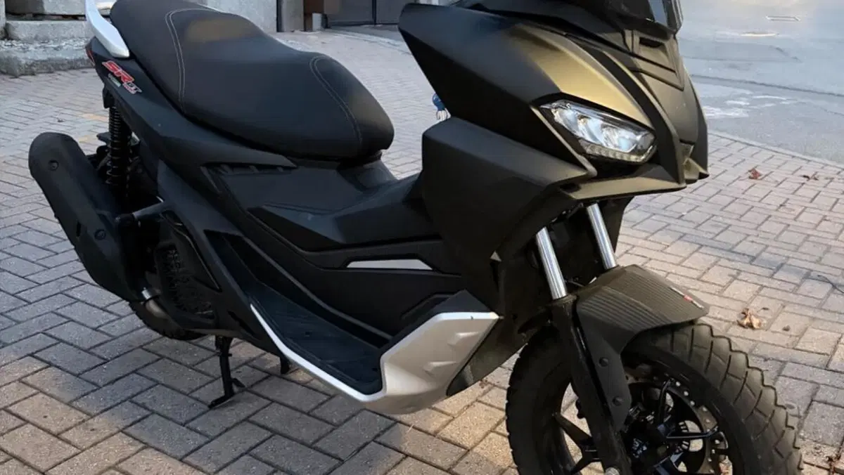 Aprilia SR GT 200 (2022 - 24)  (4)