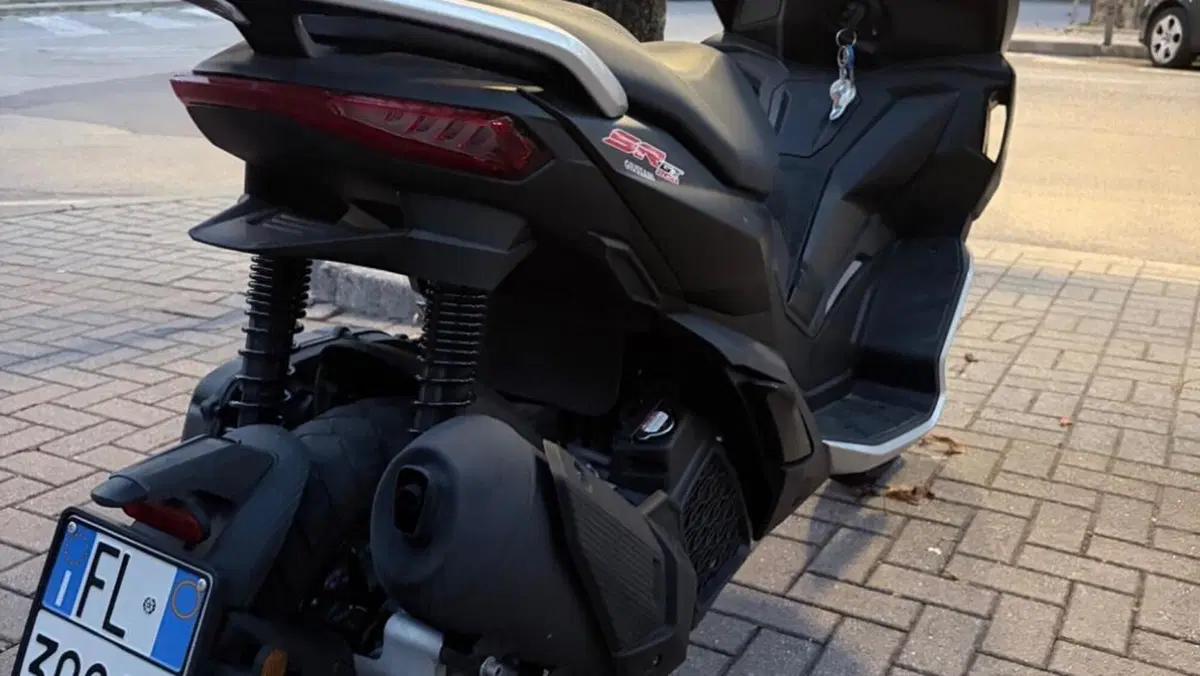 Aprilia SR GT 200 (2022 - 24)  (5)