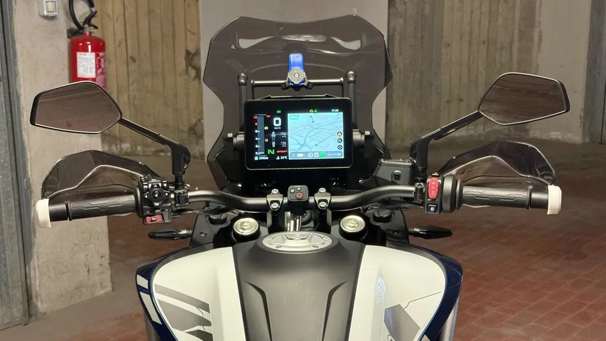 CFMOTO 800MT Explore (2023 - 26)  (9)