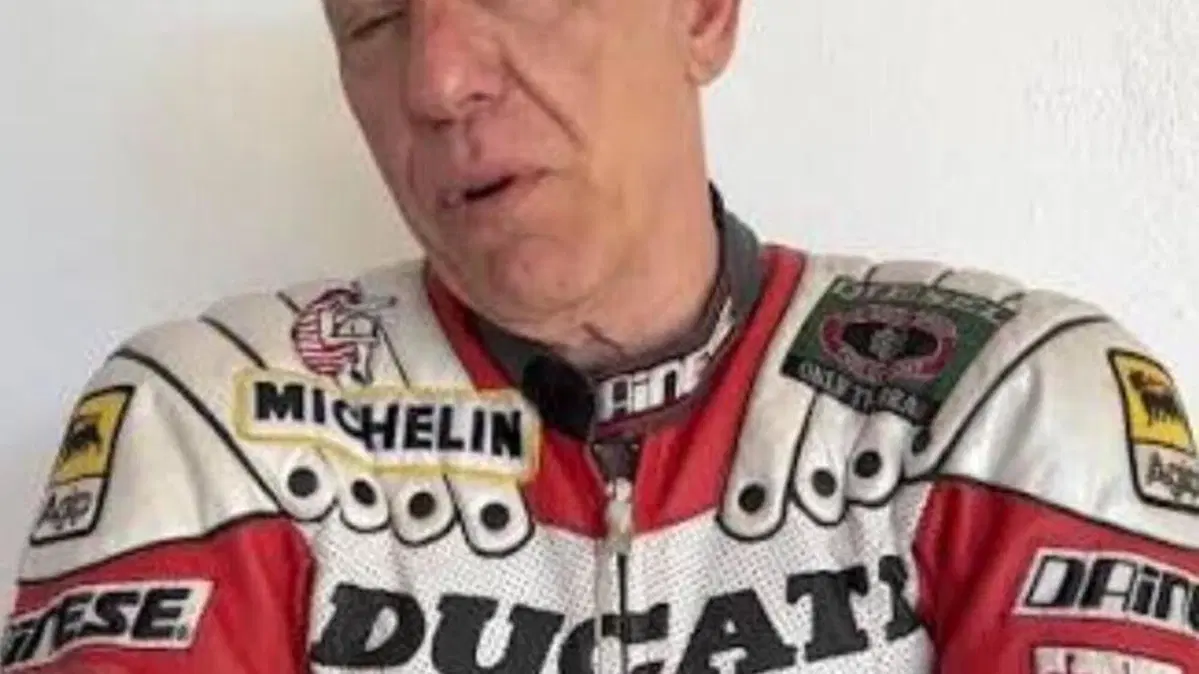 Ducati 851 Superbike Strada (1990)  (17)