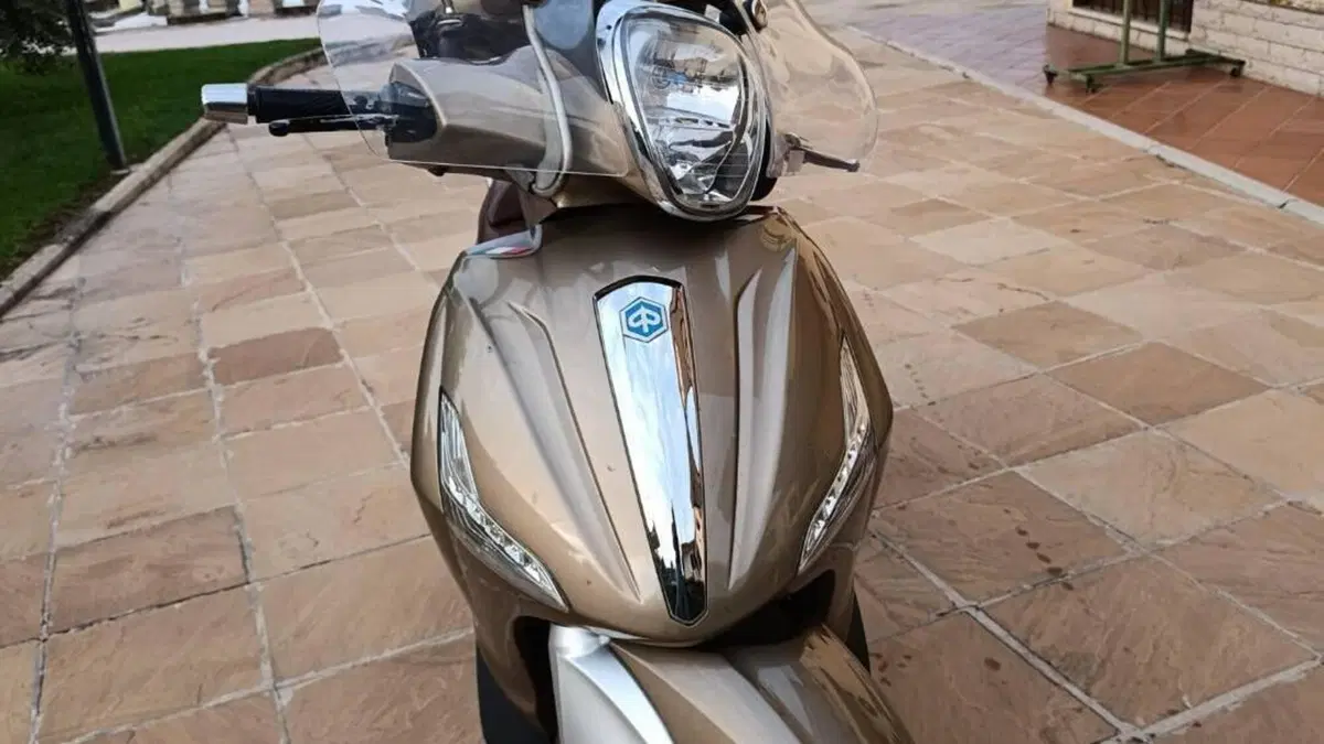 Piaggio Beverly 300 i.e. (2010 - 16) 