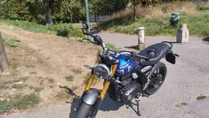 Triumph Speed 400 (2024 - 26)  (2)
