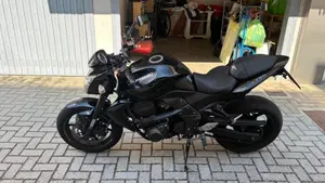 Kawasaki Z 750 (2007 - 14)  (3)