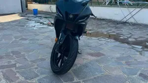 Yamaha YZF R125 (2023 - 26)  (3)