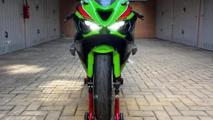 Kawasaki Ninja 636 ZX-6R (2024 - 26)  (2)