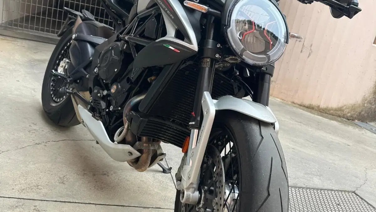 MV Agusta Dragster 800 RR (2021 - 23)  (5)