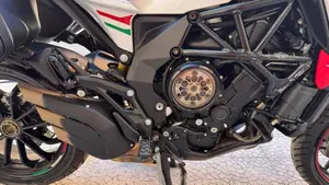 MV Agusta Turismo Veloce 800 RC SCS (2022 - 26)  (7)