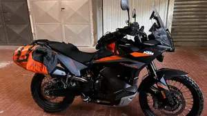 KTM 890 Adventure (2023 - 26)  (3)