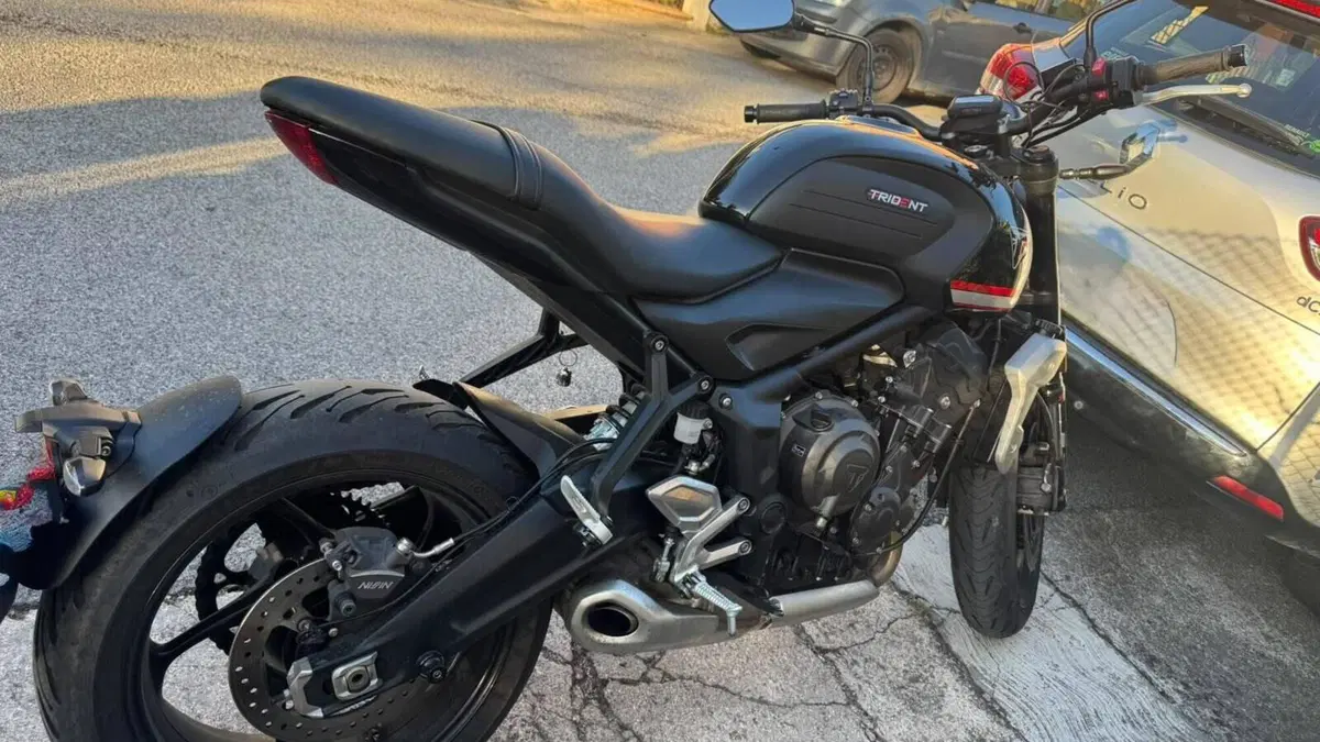 Triumph Trident 660 (2021 - 24)  (3)