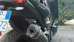 Yamaha T-Max 530 SX Sport Edition (2018 - 19)  (4)