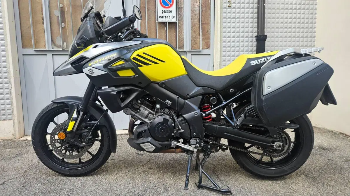 Suzuki V-Strom 1000 ABS (2014 - 17)  (2)