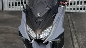 Kymco AK 550 (2020)  (2)
