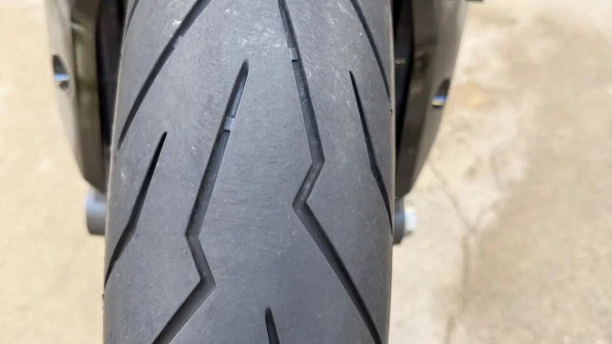 Ducati Hypermotard 950 RVE (2022 - 25)  (7)