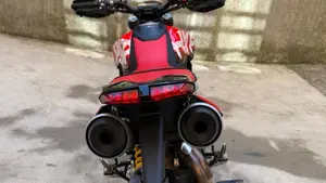 Ducati Hypermotard 950 RVE (2022 - 25)  (14)