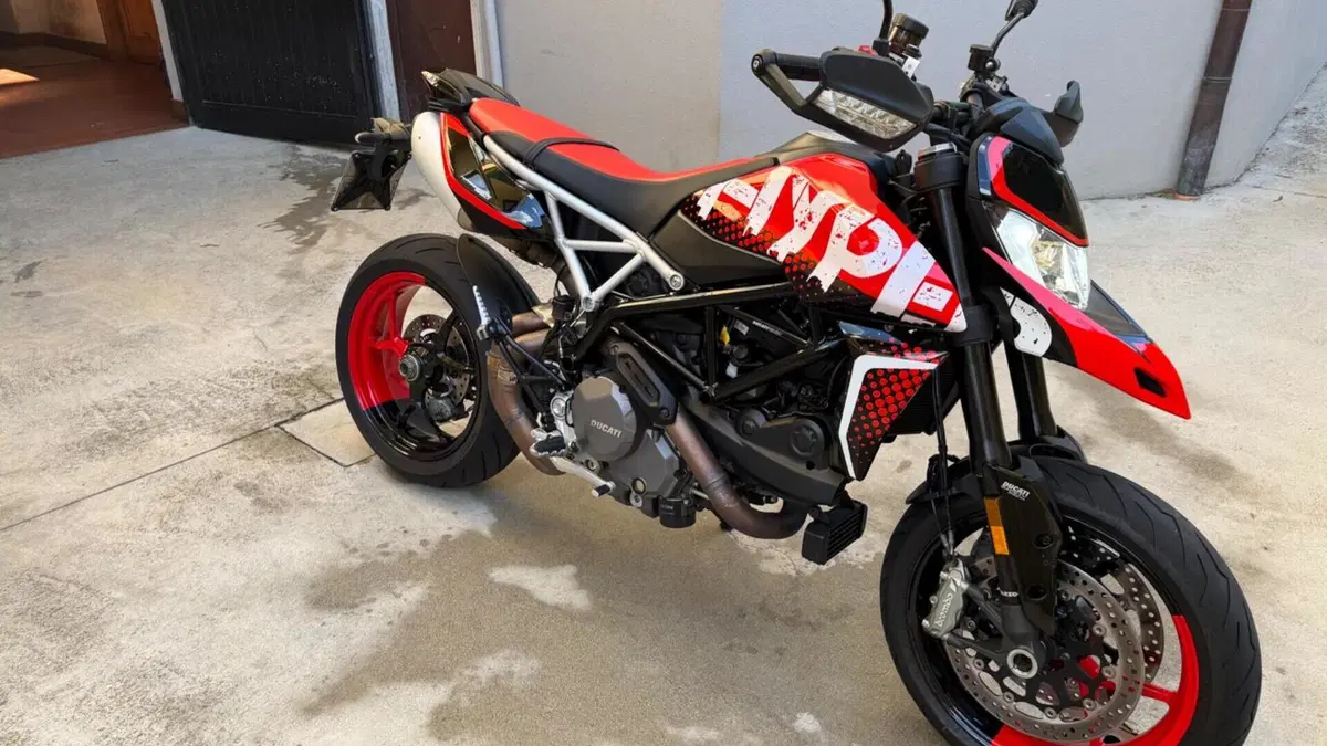 Ducati Hypermotard 950 RVE (2022 - 25)  (15)