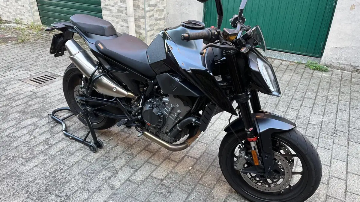 KTM 890 Duke (2021 - 23)  (3)