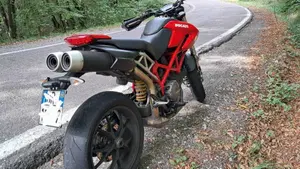 Ducati Hypermotard 796 (2012)  (4)