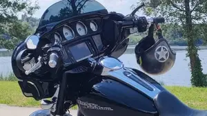 Harley-Davidson 107 Street Glide Special (2017 - 19) - FLHXS  (6)