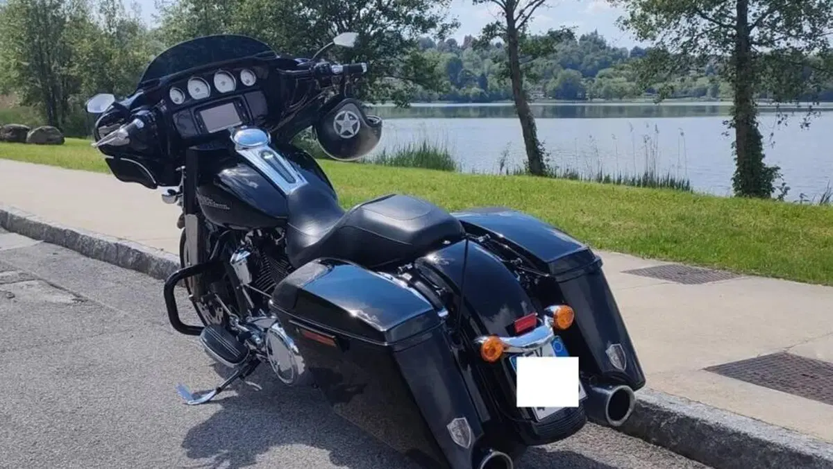 Harley-Davidson 107 Street Glide Special (2017 - 19) - FLHXS  (9)