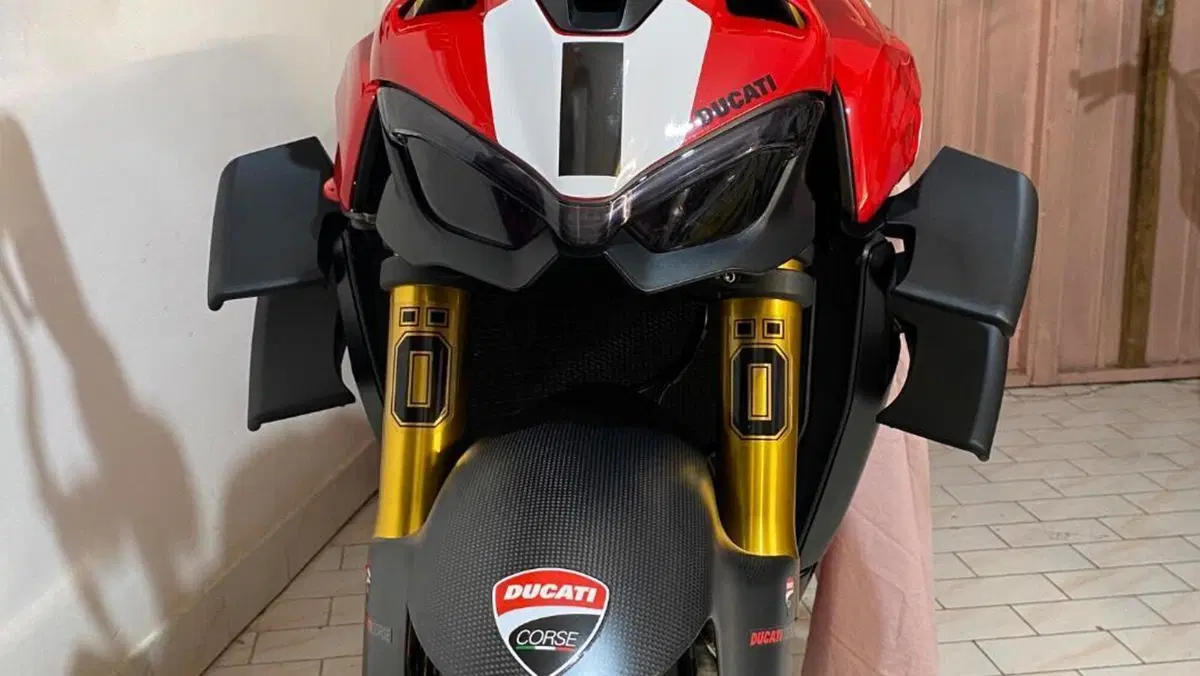 Ducati Streetfighter V4 S (2023 - 24) 
