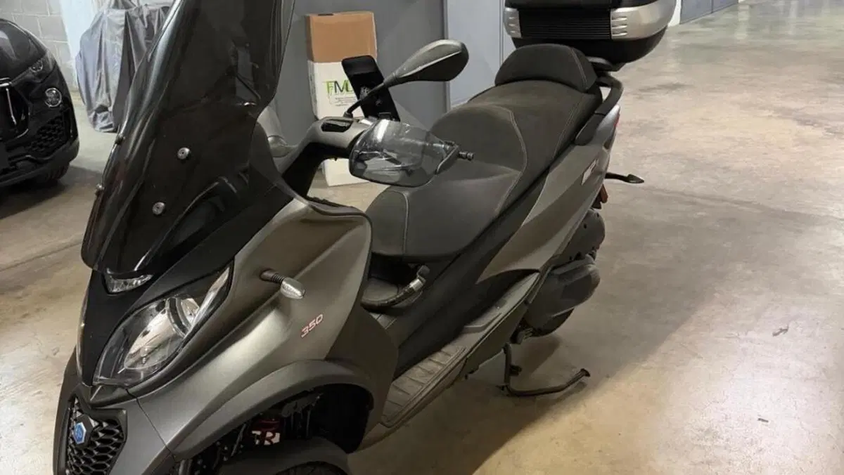 Piaggio Mp3 350 ie ABS (2020)  (9)