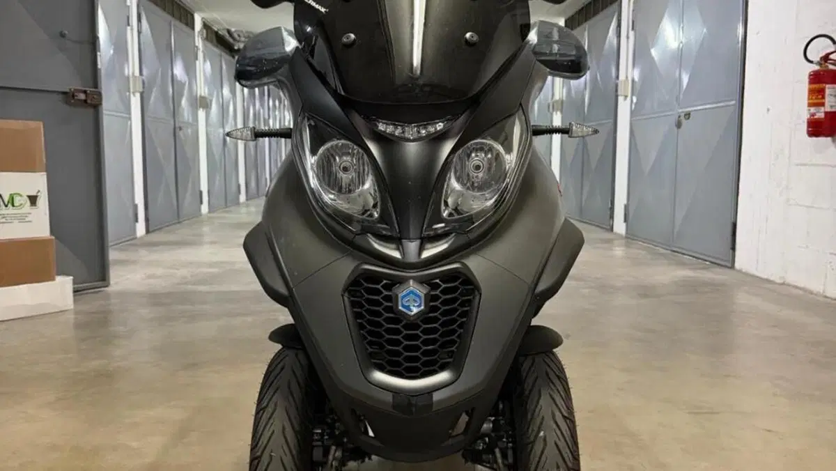 Piaggio Mp3 350 ie ABS (2020)  (11)