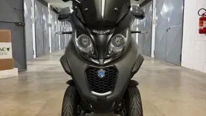 Piaggio Mp3 350 ie ABS (2020)  (11)