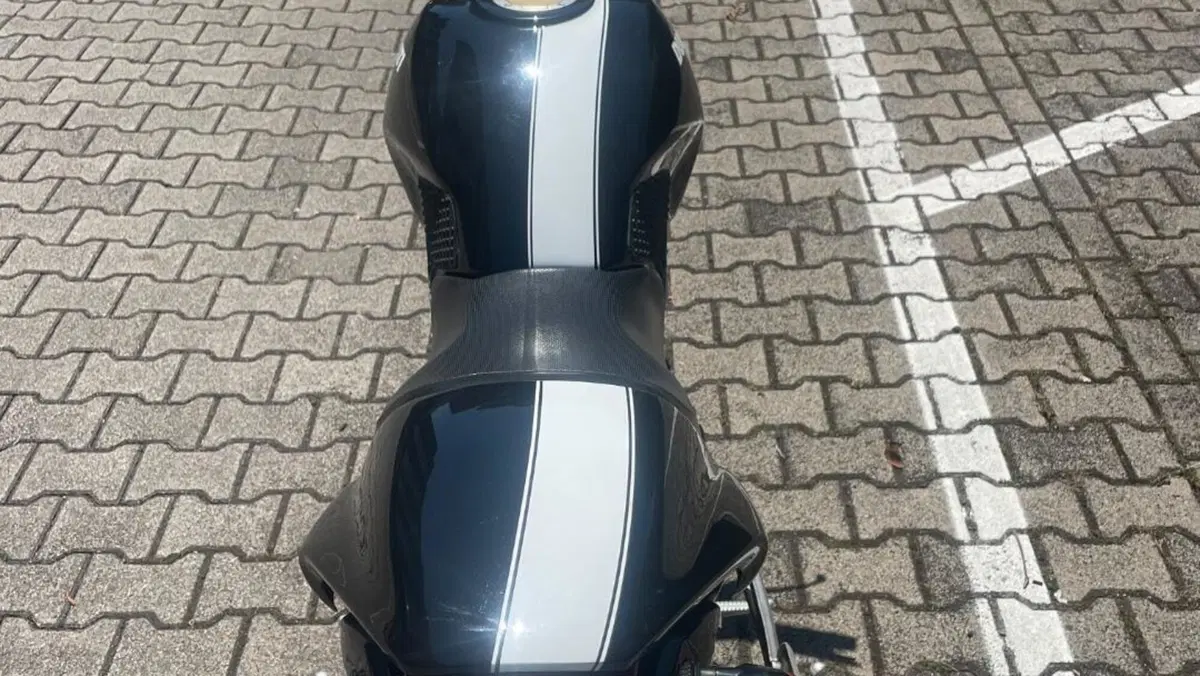 Ducati Monster S2R 1000  (5)