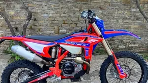 Betamotor RR 390 4T Enduro Race (2025)  (2)