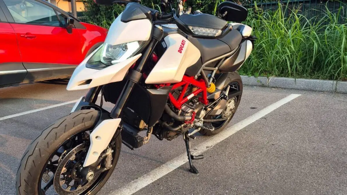 Ducati Hypermotard 950 (2022 - 25)  (2)