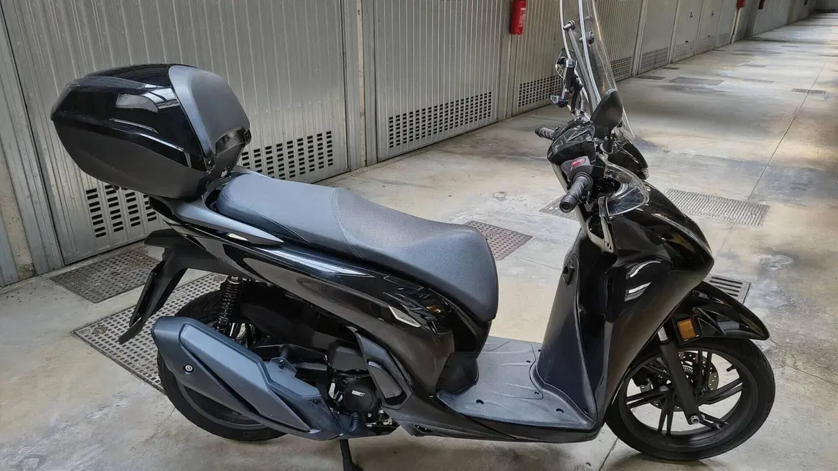 Honda SH 350i GT (2025 - 26)  (3)