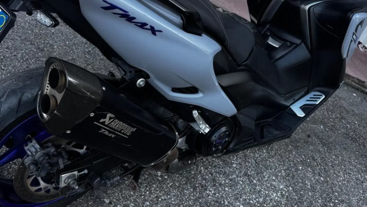 Yamaha T-Max 530 (2017 - 19)  (4)