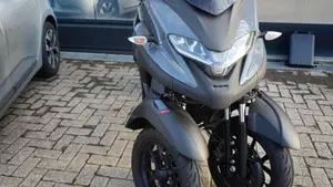 Yamaha Tricity 300 (2025 - 26) 