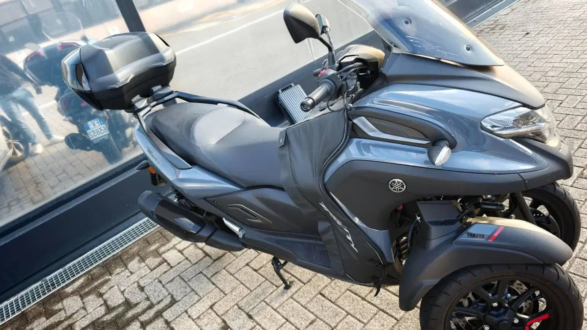 Yamaha Tricity 300 (2025 - 26)  (2)