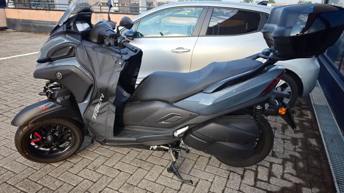Yamaha Tricity 300 (2025 - 26)  (3)