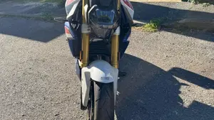 Bmw F 900 R (2021 - 24)  (2)