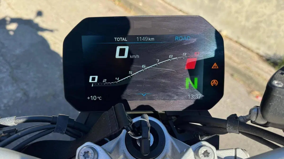 Bmw F 900 R (2021 - 24)  (6)