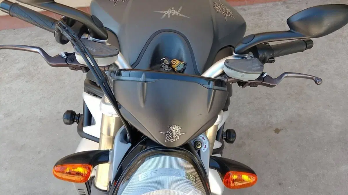 MV Agusta Brutale 750 S (2002 - 06)  (6)