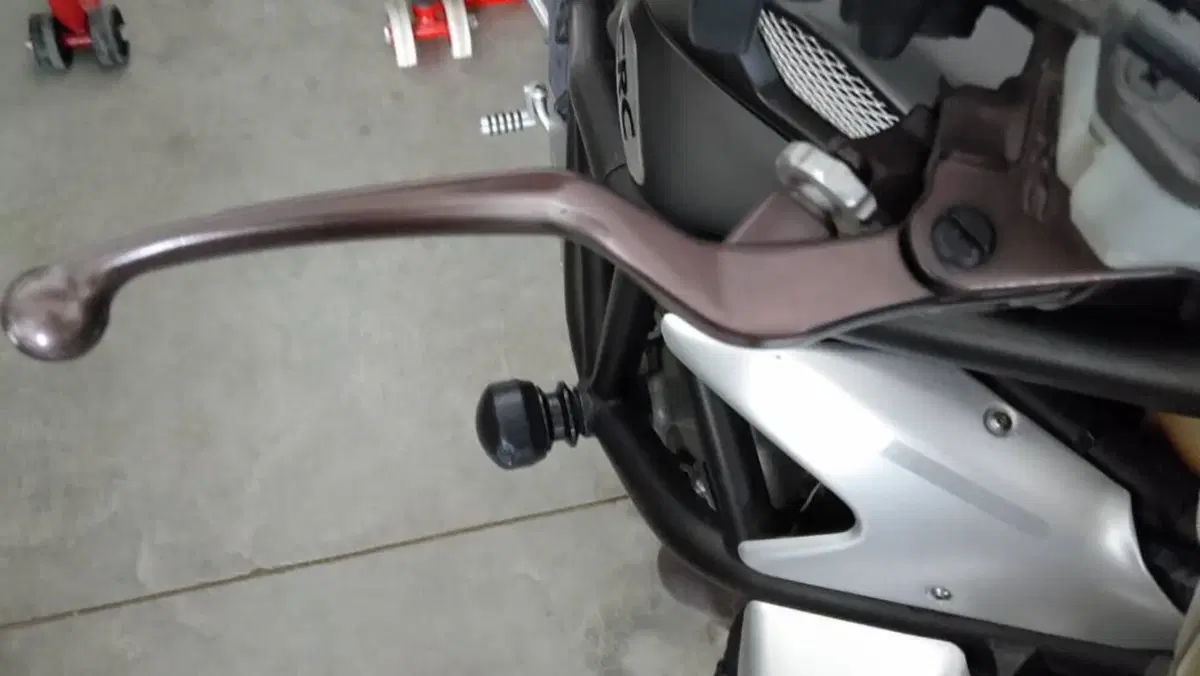 MV Agusta Brutale 750 S (2002 - 06)  (11)