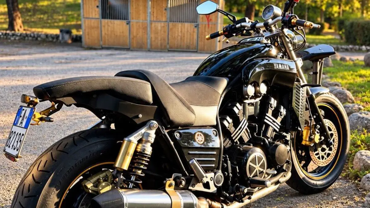 Yamaha V-Max 1200  (3)