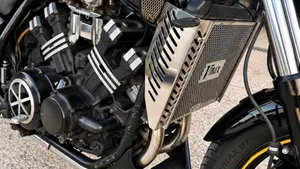 Yamaha V-Max 1200  (8)