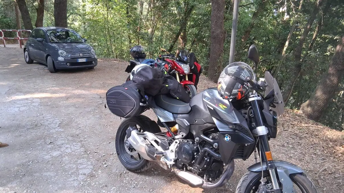 Bmw F 900 R (2021 - 24)  (10)