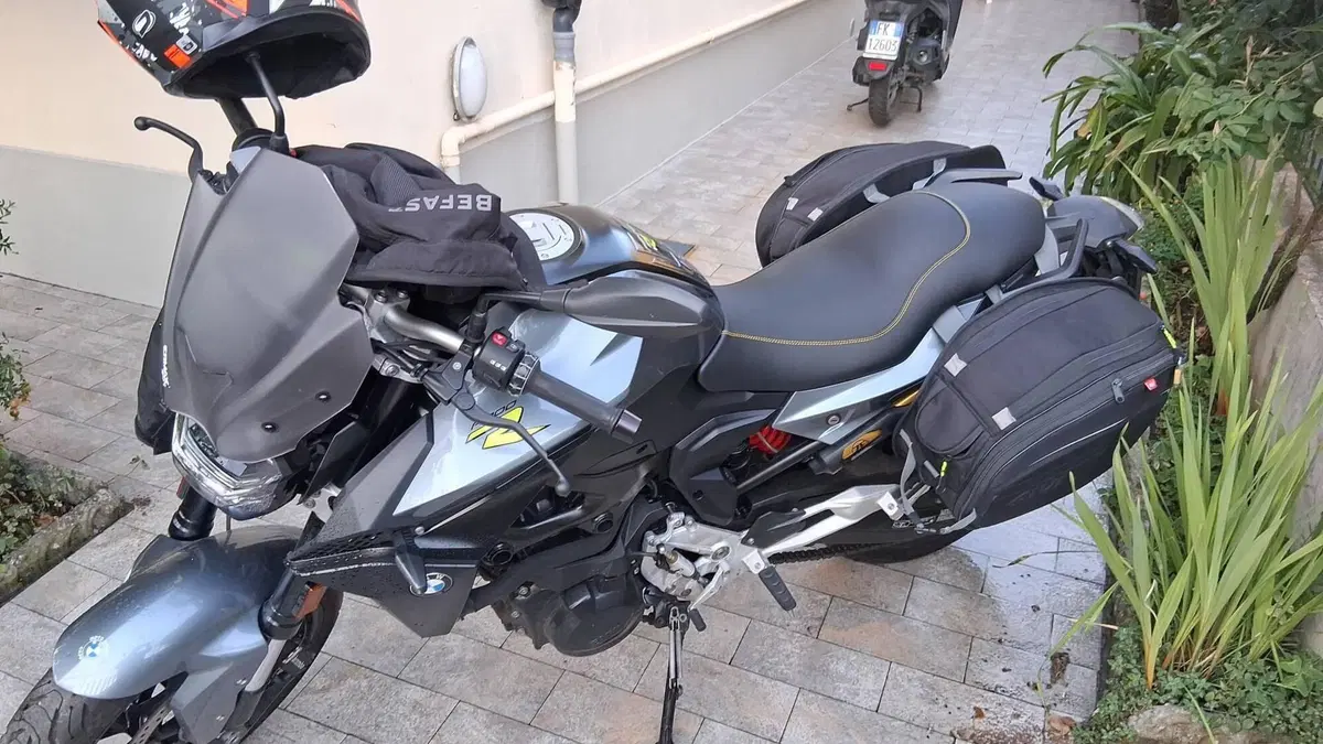 Bmw F 900 R (2021 - 24)  (12)