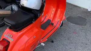 Vespa   (2)