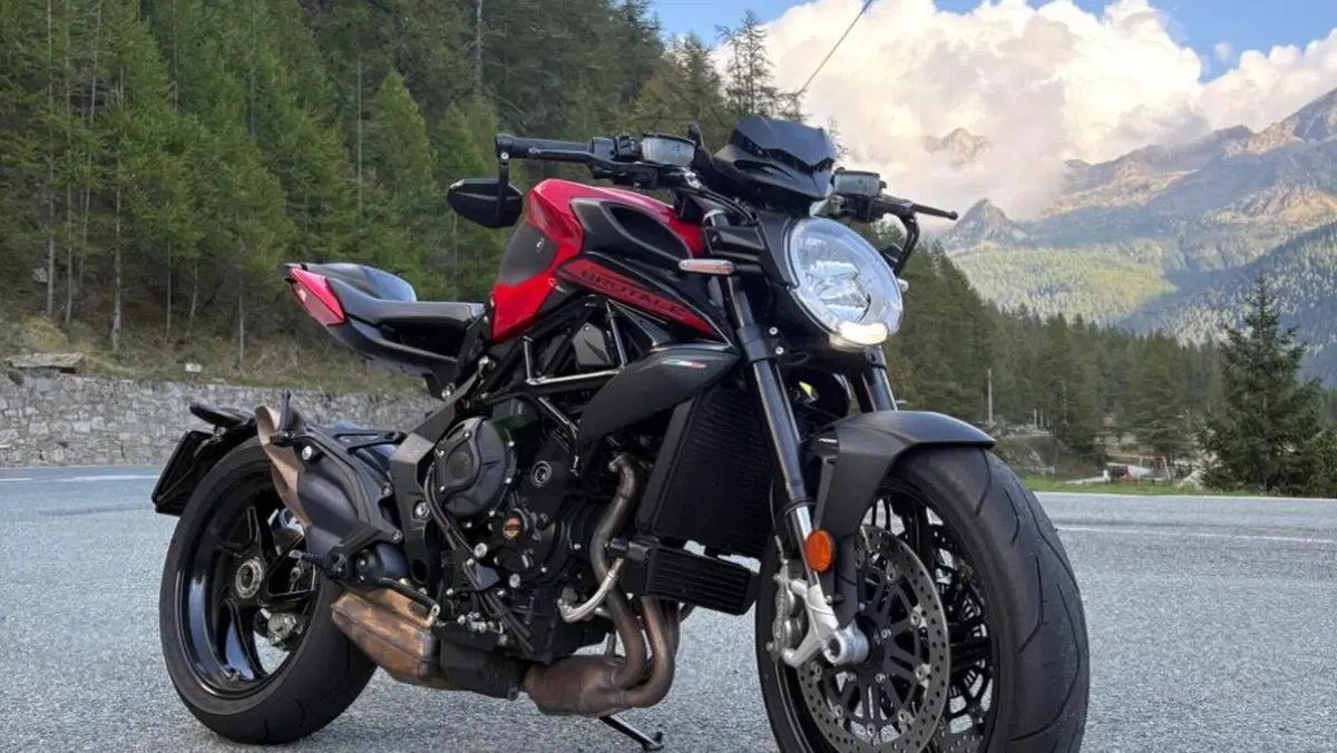 MV Agusta Brutale 800 Rosso (2021 - 23) 