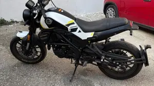 Benelli Leoncino 250 (2021 - 25)  (5)