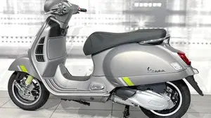 Vespa GTS 300 (2023 - 24)  (2)