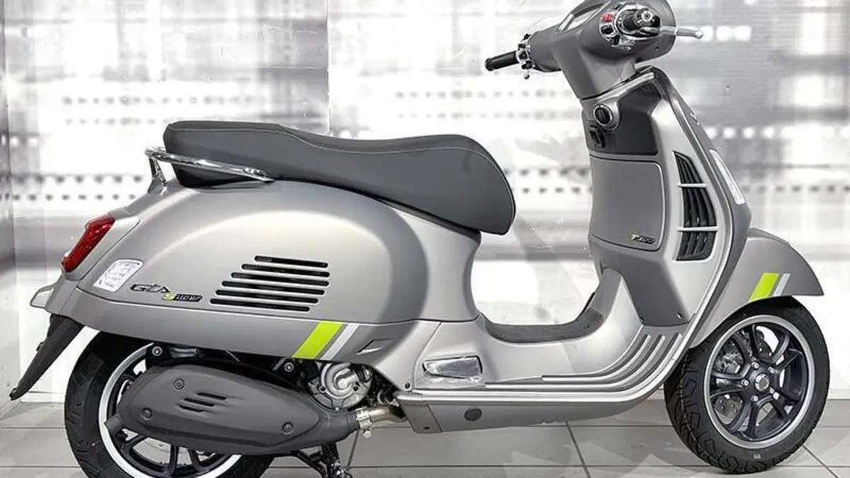 Vespa GTS 300 (2023 - 24)  (8)