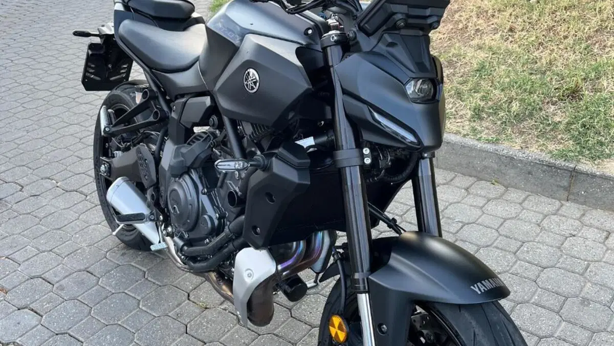 Yamaha MT-07 Y-AMT (2025 - 26)  (5)